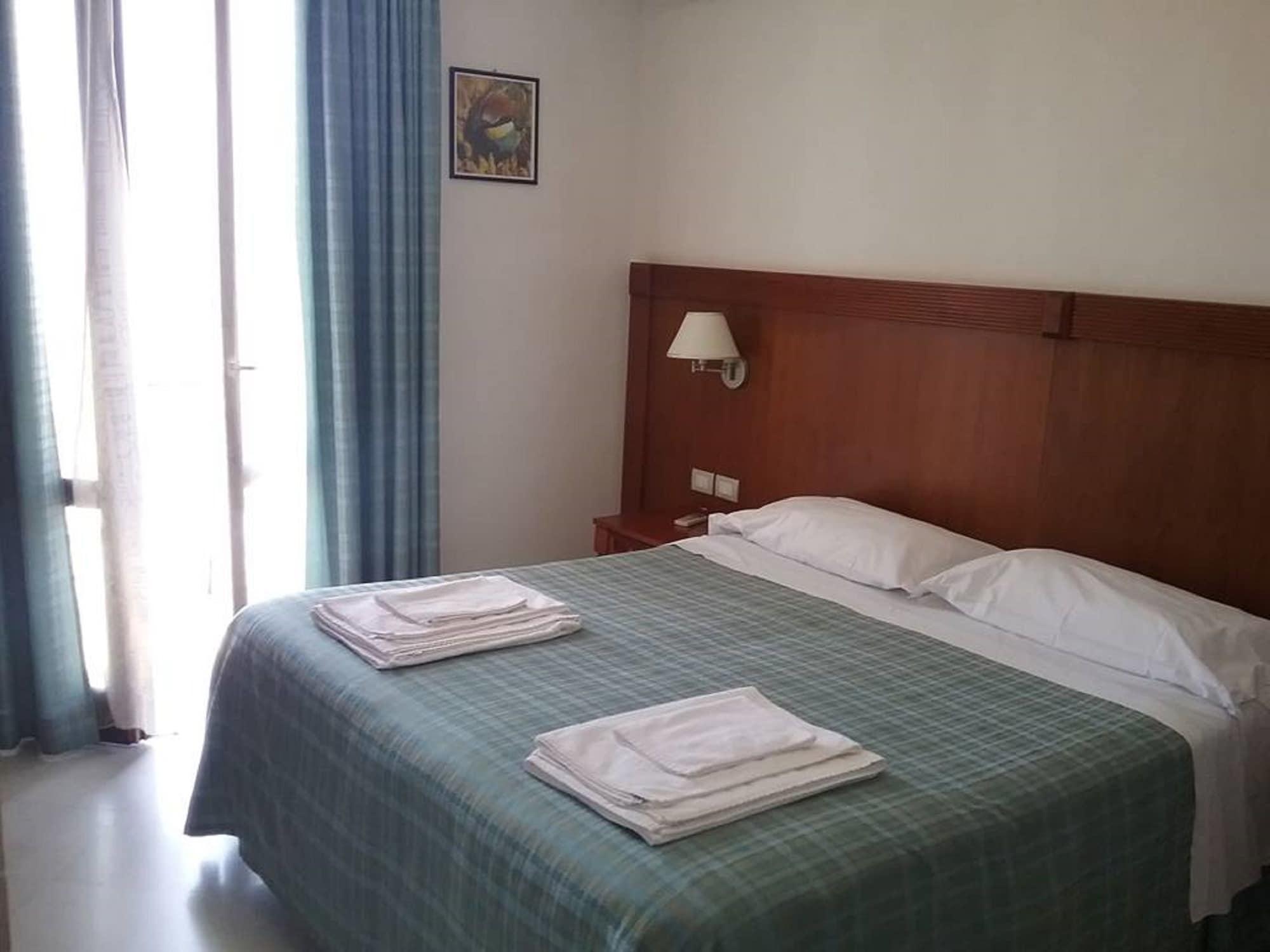 Auralba Hotel 3*