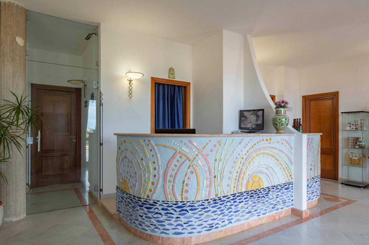 Auralba Hotel 3*